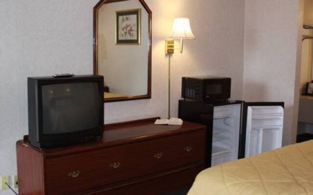 Relax Inn and Suites Hope