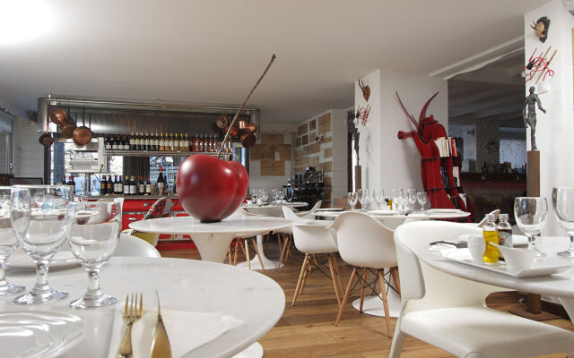 Snow Lodge Hotel Courchevel 1850