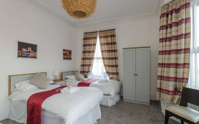 Parador Lodge