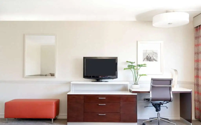 ALO Hotel by Ayres, Orange