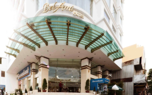 TTC Hotel Deluxe Tan Binh