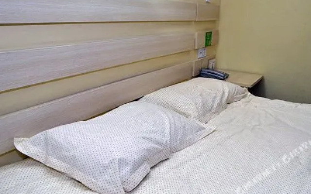 Jiuxing Hotel (Tai'an Bus Station Taishan Railway Station Branch)