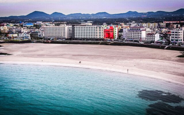 Utop Ubless Hotel Jeju Hamdeok