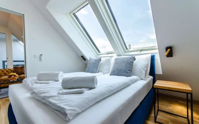 Grand Quarters City Residence