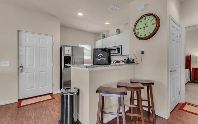 Lucaya Village 3040 #21-101