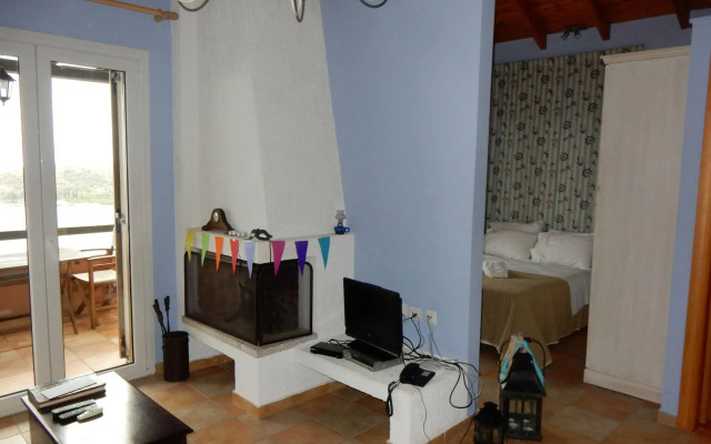 Apelon Tiritas Villas