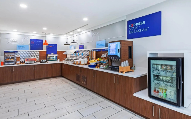 Holiday Inn Express Harvey-Marrero by IHG