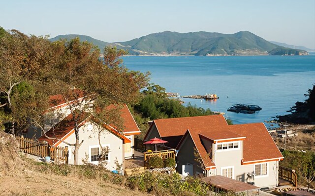 Tongyeong two Five Pension