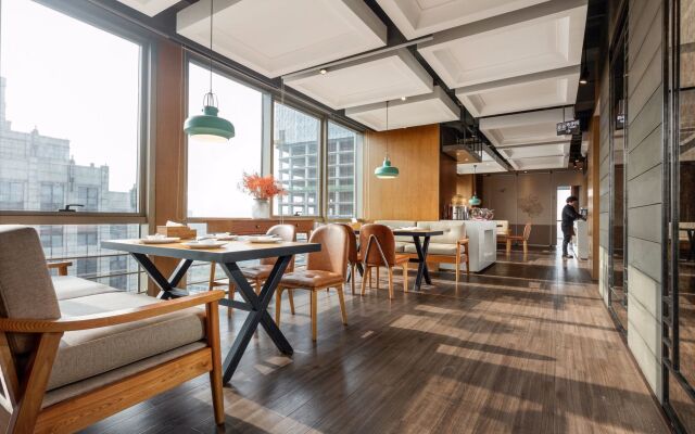 Life All Suites Hotel (Suzhou International Expo Center)