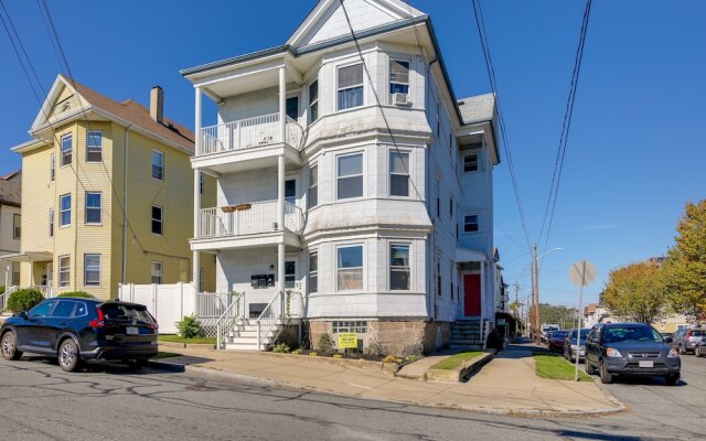 New Bedford Apartment ~ 4 Mi to Fort Phoenix Beach