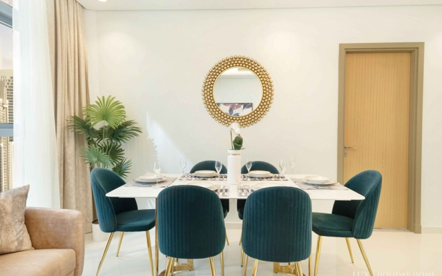 LUX The Paramount Sea View Suite