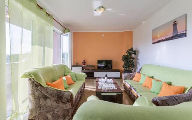 Apartment Matea