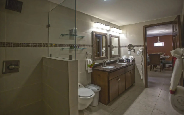 Simpson Bay Resort, Marina & Spa