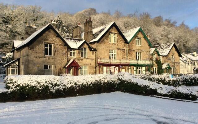 Elton Guest House