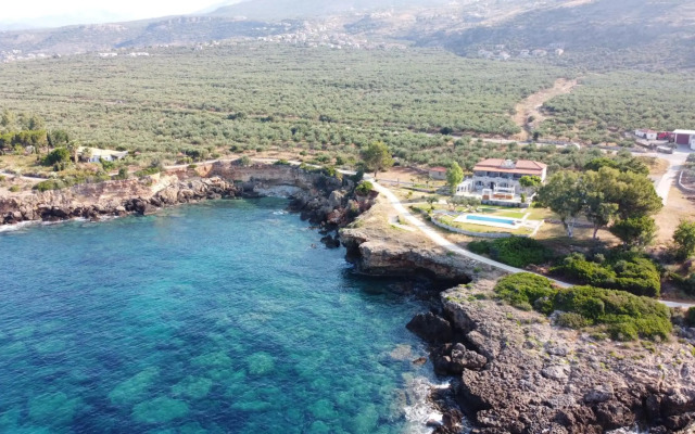 Stoupa Properties Rooms