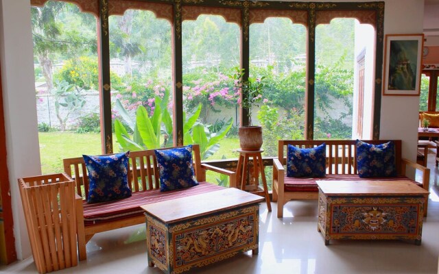 Damchen Resort