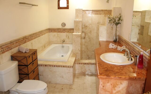 Stunning Residence 4 Bedrooms, AC, WiFi