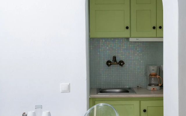 Avant Garde Suites