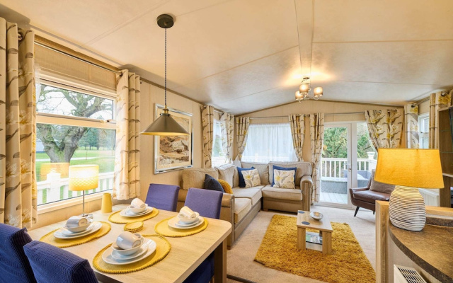 Host Stay The Major Oak Lodge