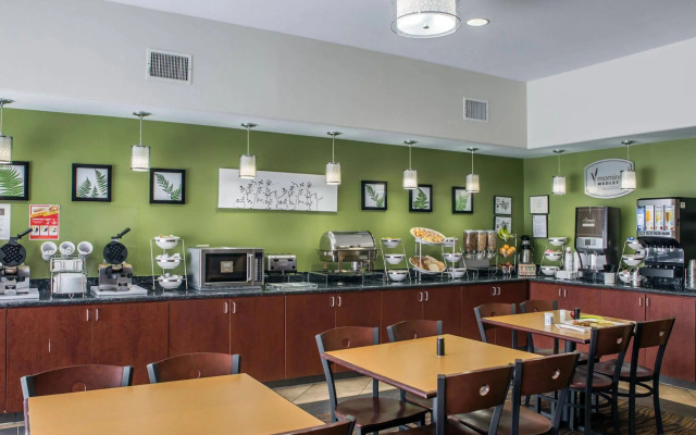 Sleep Inn And Suites Pearland - Houston South