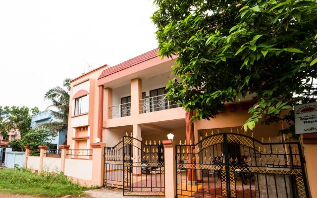 OYO HOME 81551 Pleasant stay near Airport