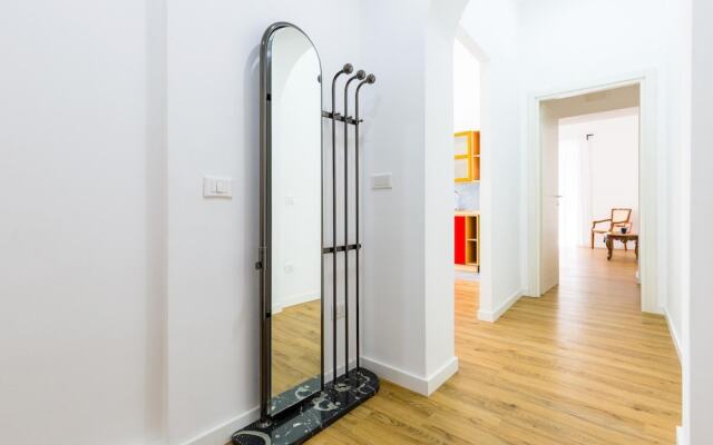 Barrio 133 - Double Bedroom in Center by Napoliapartments