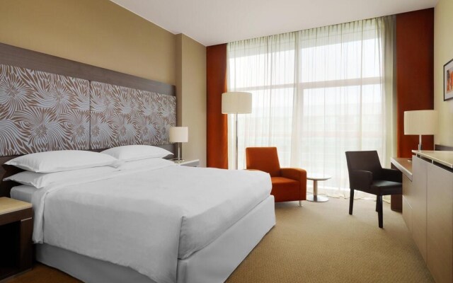 Sheraton Milan Malpensa Airport Hotel & Conference Center