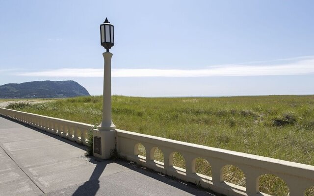 Oceanview Manor 6 Bedroom Home