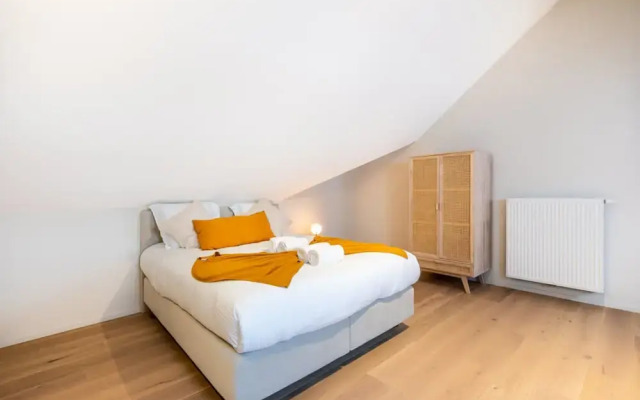 Luxurious Duplex Studio in Prime Location Heart of Ghent