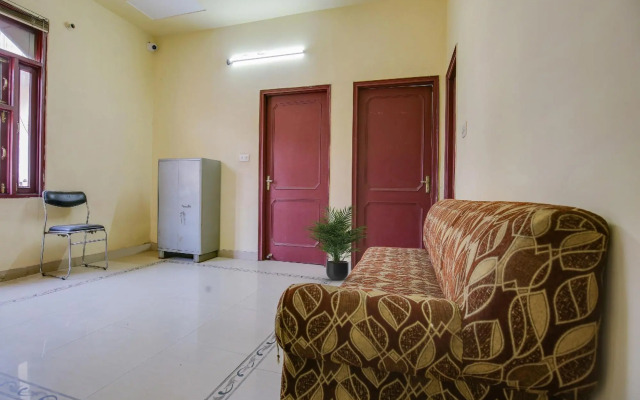 OYO Flagship 70112 Corner Guest House