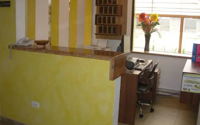 La Estación by Ayenda