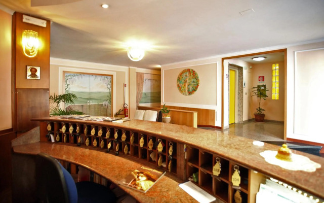 Cristal Hotel Bari