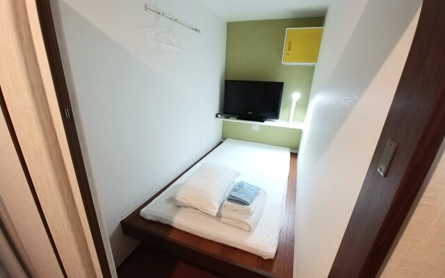 Capsule Hotel The Inn