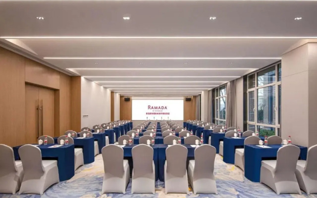 Ramada By Wyndham Qingdao Jiaodong International Airport