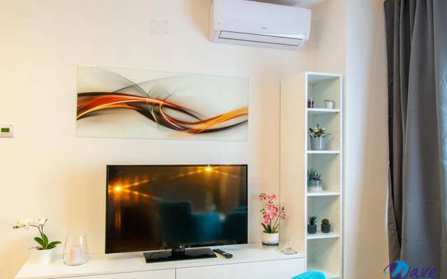 MODERN apartments WAVE near the AIRPORT