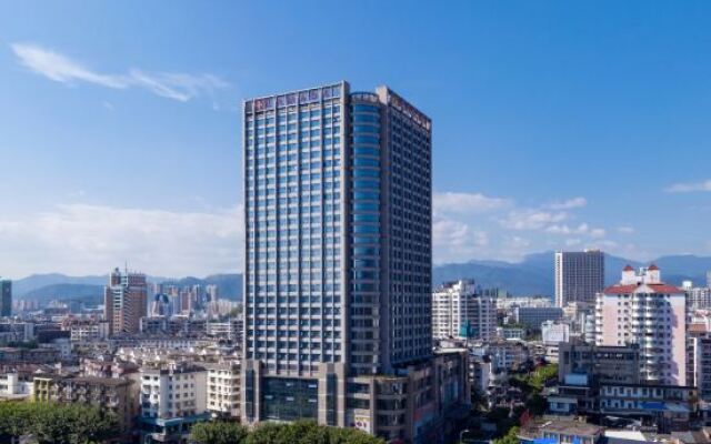 Ramada Longzhou Hotel