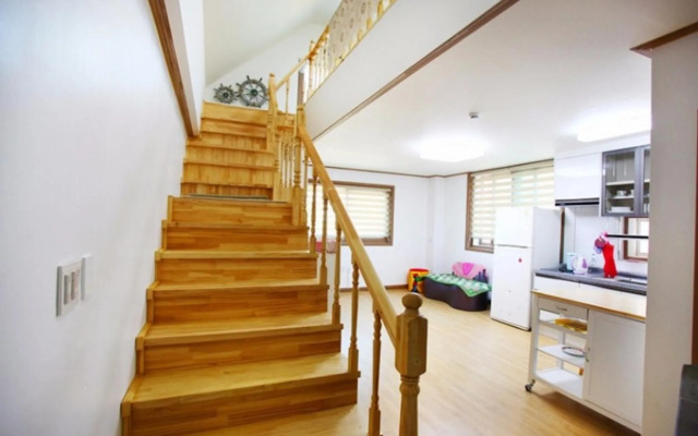 Anseong Pension Ddeulanche