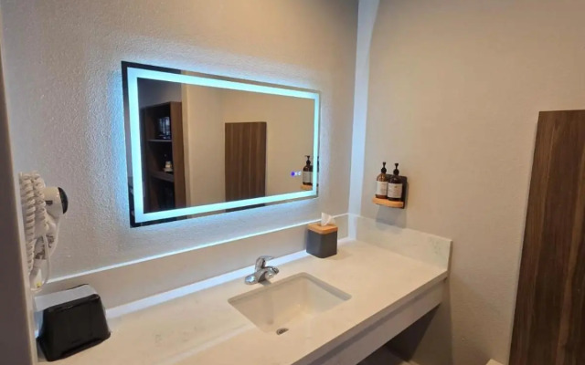 Hyland Inn Near Legoland