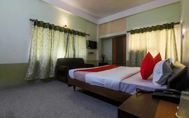 OYO 16396 Riverview Guest House