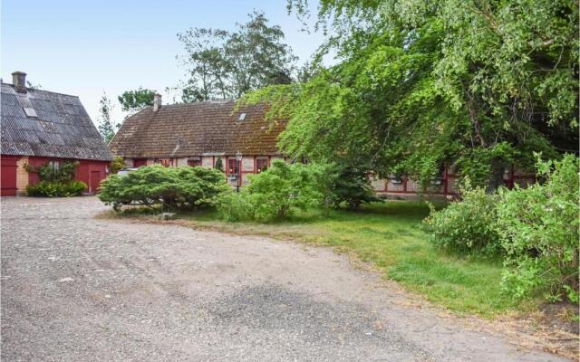 Nice Home In Annelv With 4 Bedrooms And Wifi