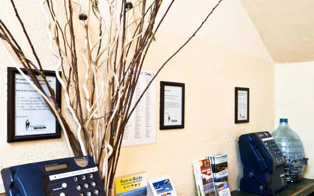 Hayarkon Hostel