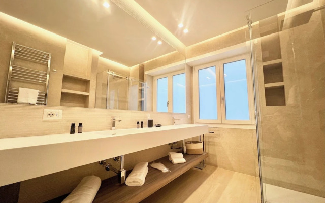 Arya Guest House