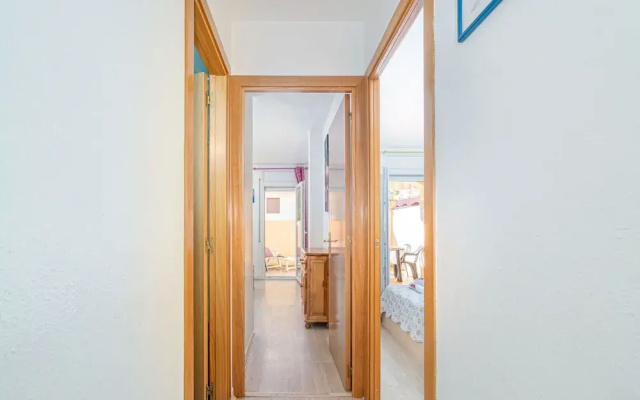 Apartment in Empuriabrava With Beach Access