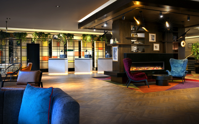 Leonardo Royal Hotel London City