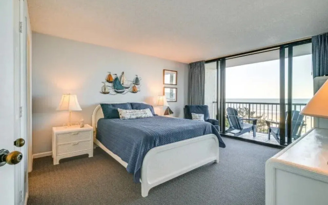 Stunning Oceanfront 3 bedroom condo