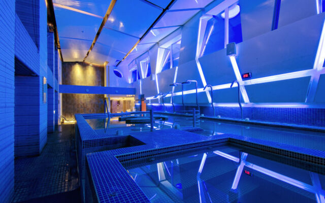 YA-NOLD Hot Spring Hotel