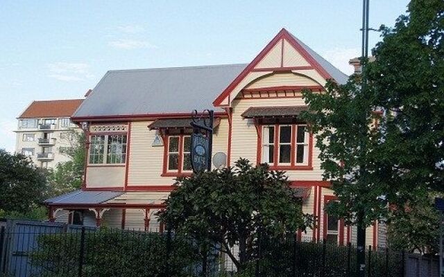 YHA Christchurch Rolleston House