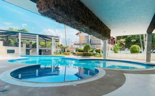 The Palms Resort