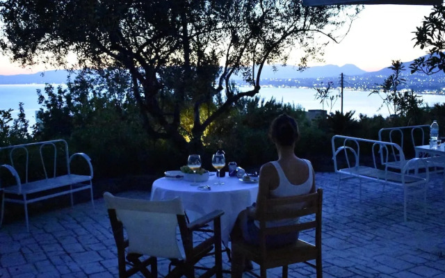 Verga Apartments & Suites