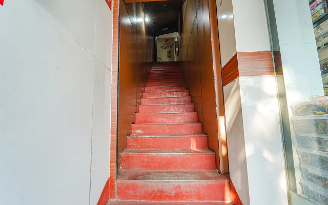 Fabhotel Central Inn Residency
